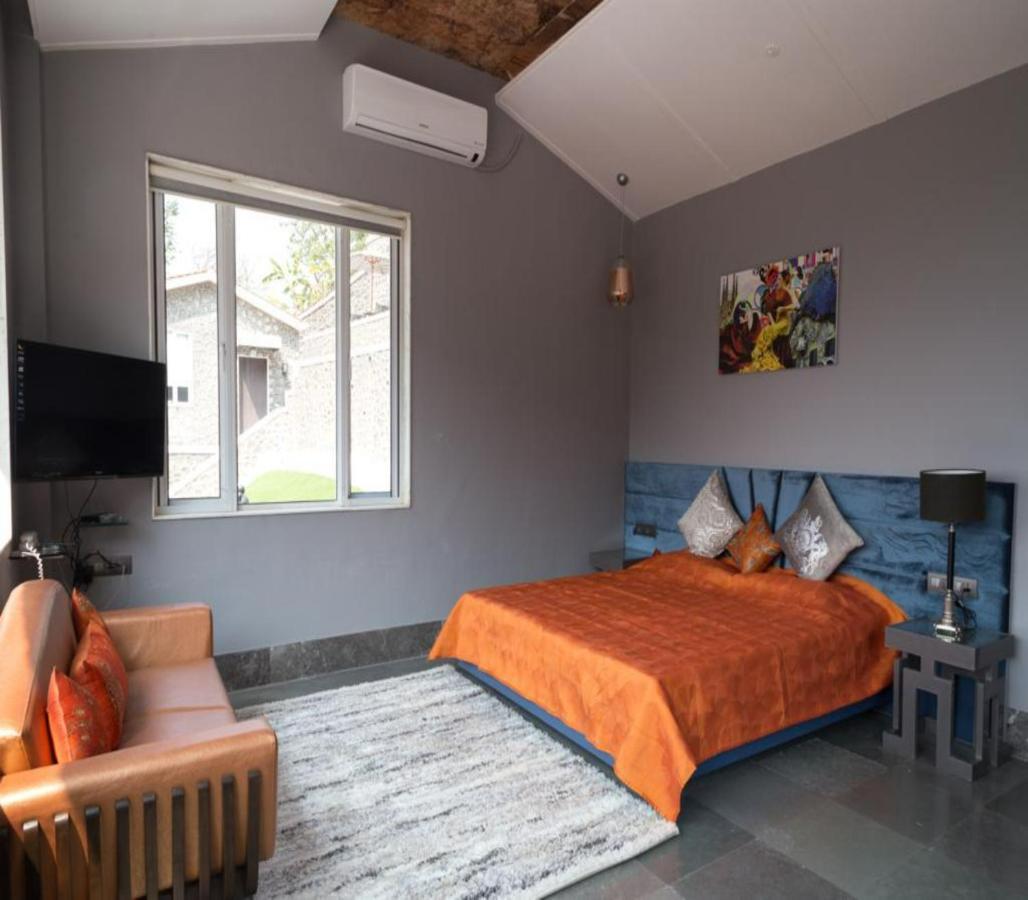 360 South, Khandala Лонавала Екстериор снимка