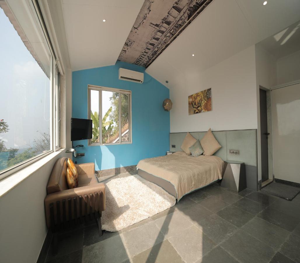 360 South, Khandala Лонавала Екстериор снимка